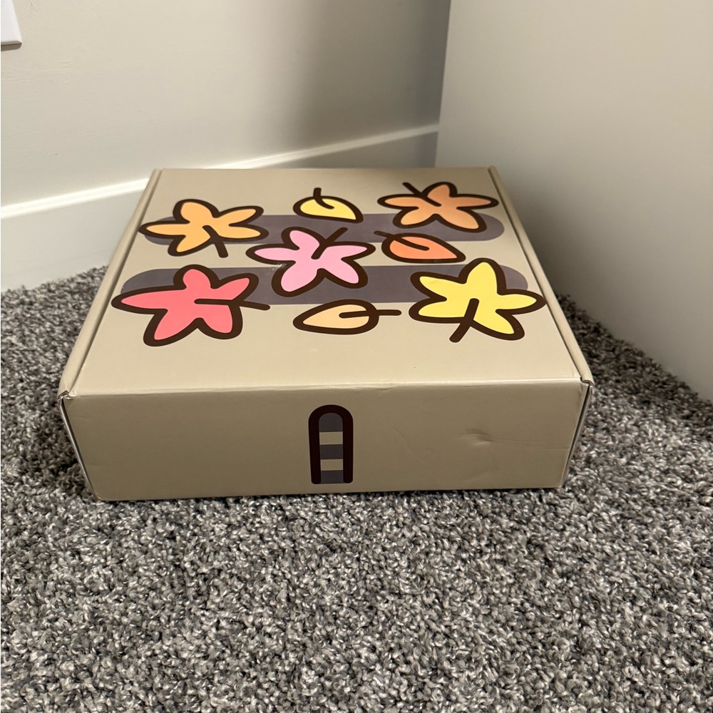 Pusheen Box- Fall 2017 - Picture 3 of 5